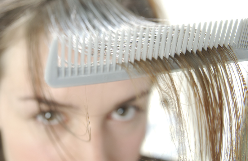 شامپو آلوورا کریستال ضد ریزش مو و محرک قوی رویش مجدد مو